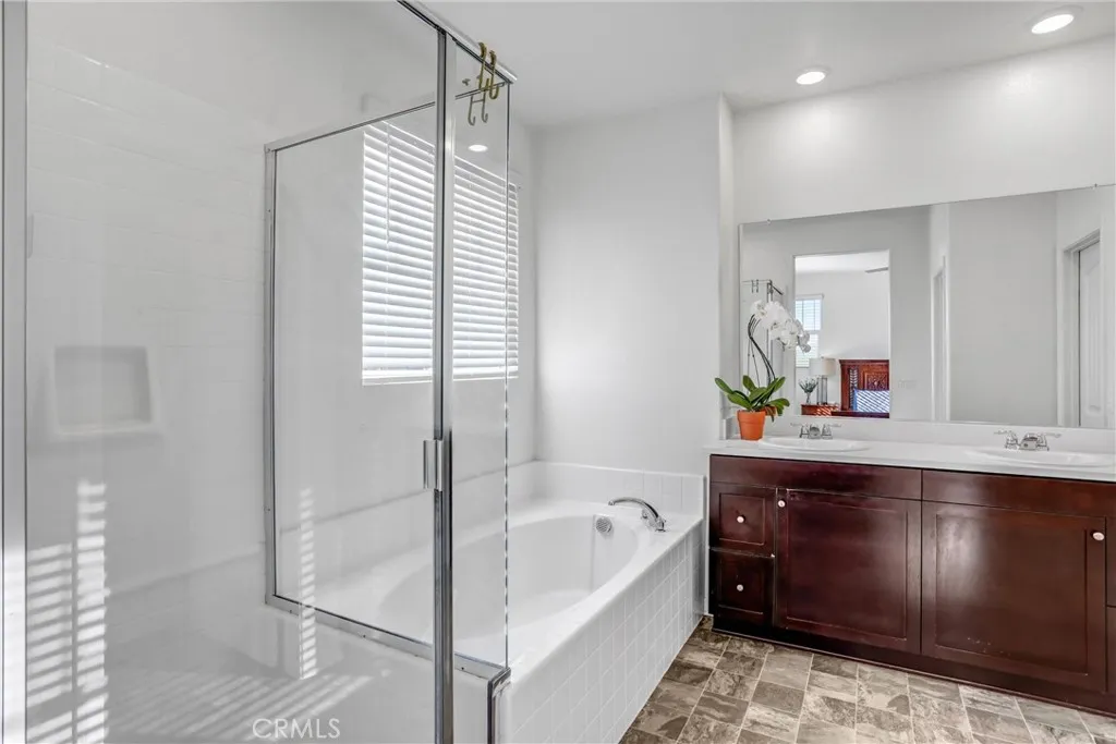 Additional image 21 of 16681 Wyndham Lane Unit 8, Fontana, CA 92336