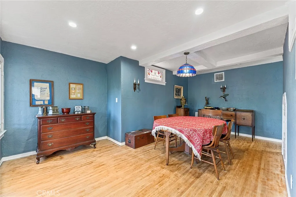 Additional image 43 of 2042 Rome Dr, Los Angeles, CA 90065