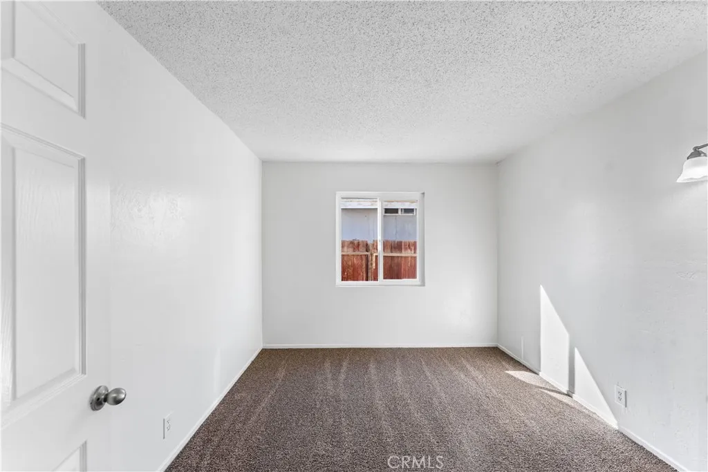 Additional image 23 of 45581 6th Street E, Lancaster, CA 93535