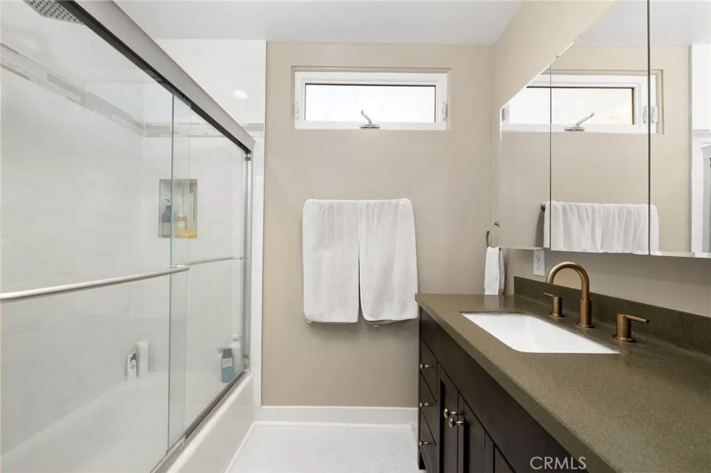 Additional image 80 of 124 N Valencia Street, Alhambra, CA 91801