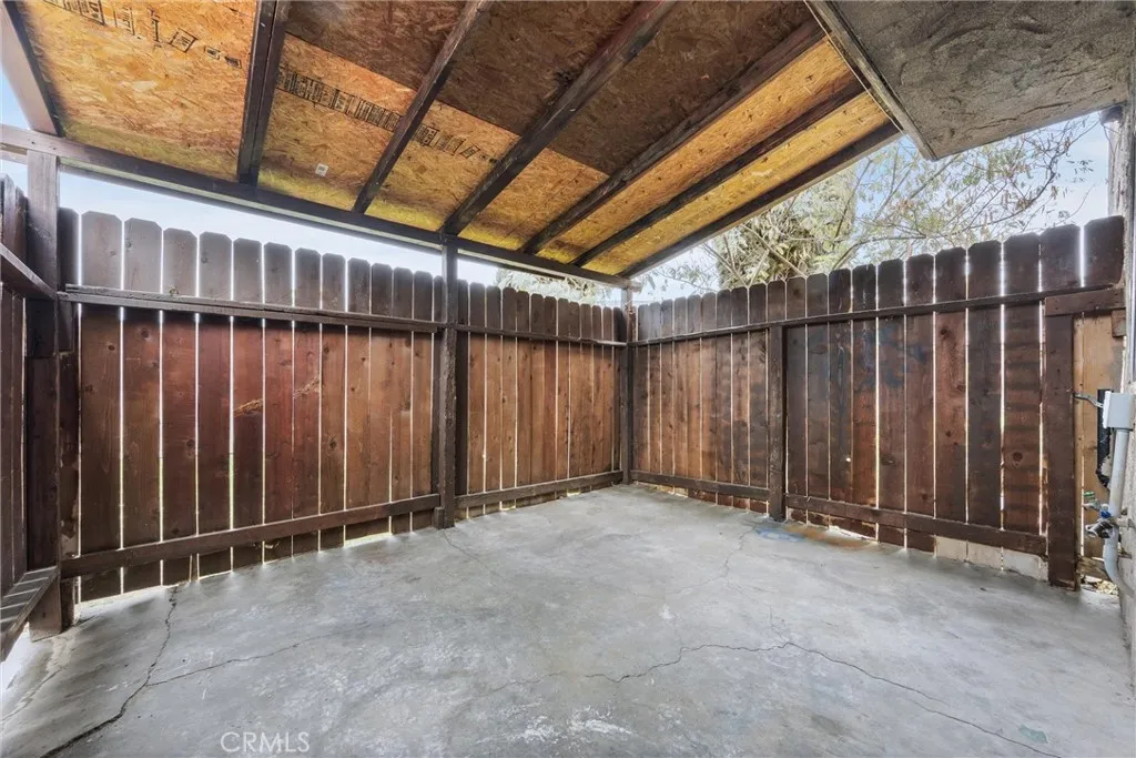 Additional image 9 of 5908 Almendra Court Unit C, Bakersfield, CA 93309