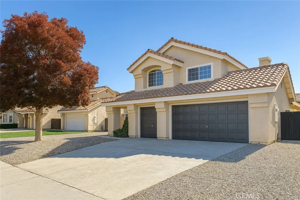 5372 Lakewood Court, Palmdale, CA 93552