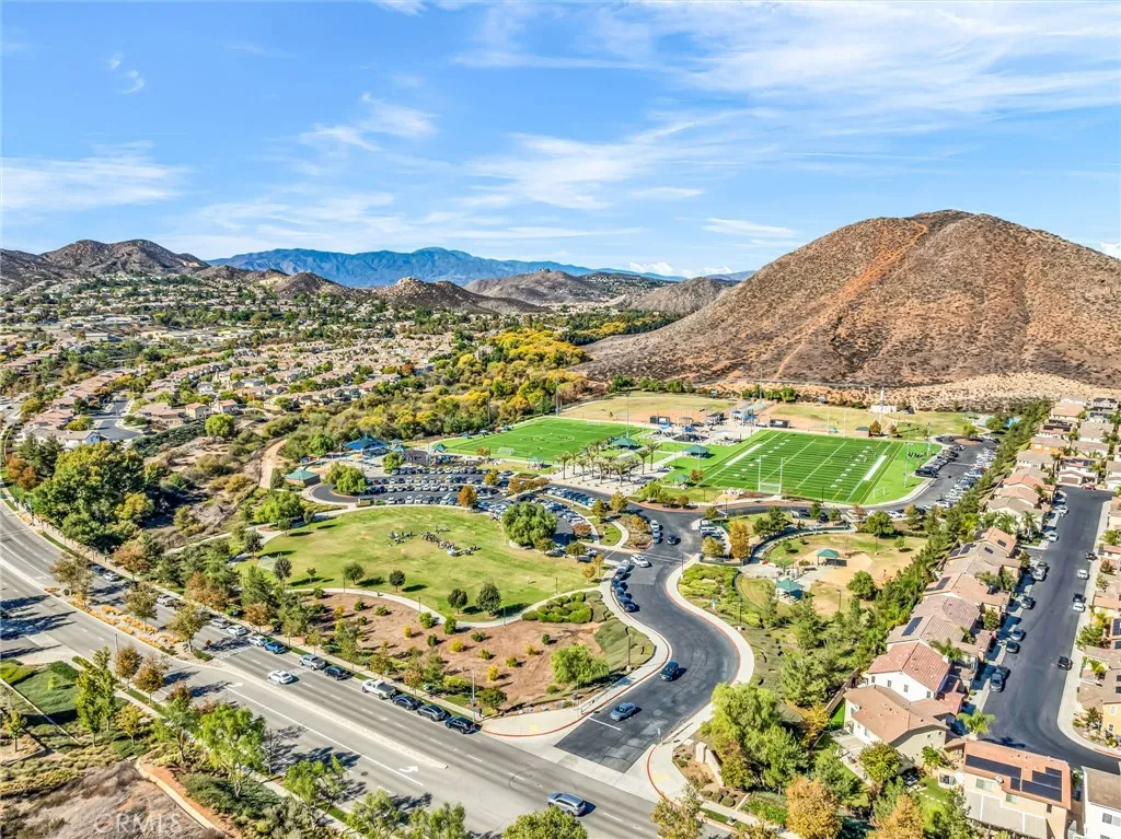 31955 Botany Court, Lake Elsinore, CA 92532