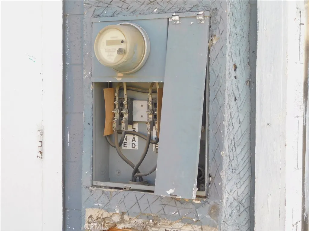 Additional image 39 of 1640 E 3rd Street, Highland, CA 92410