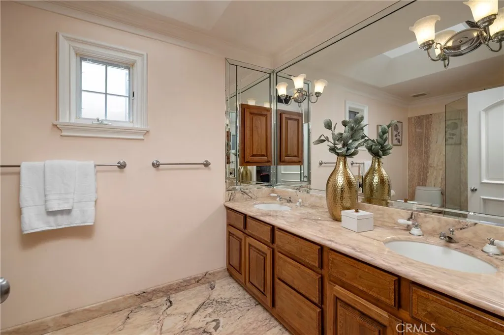 Additional image 98 of 339 Via Lido Soud, Newport Beach, CA 92663