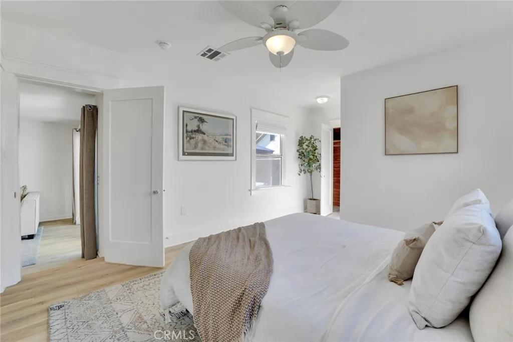 Additional image 21 of 337 N Beachwood Drive, Los Angeles, CA 90004