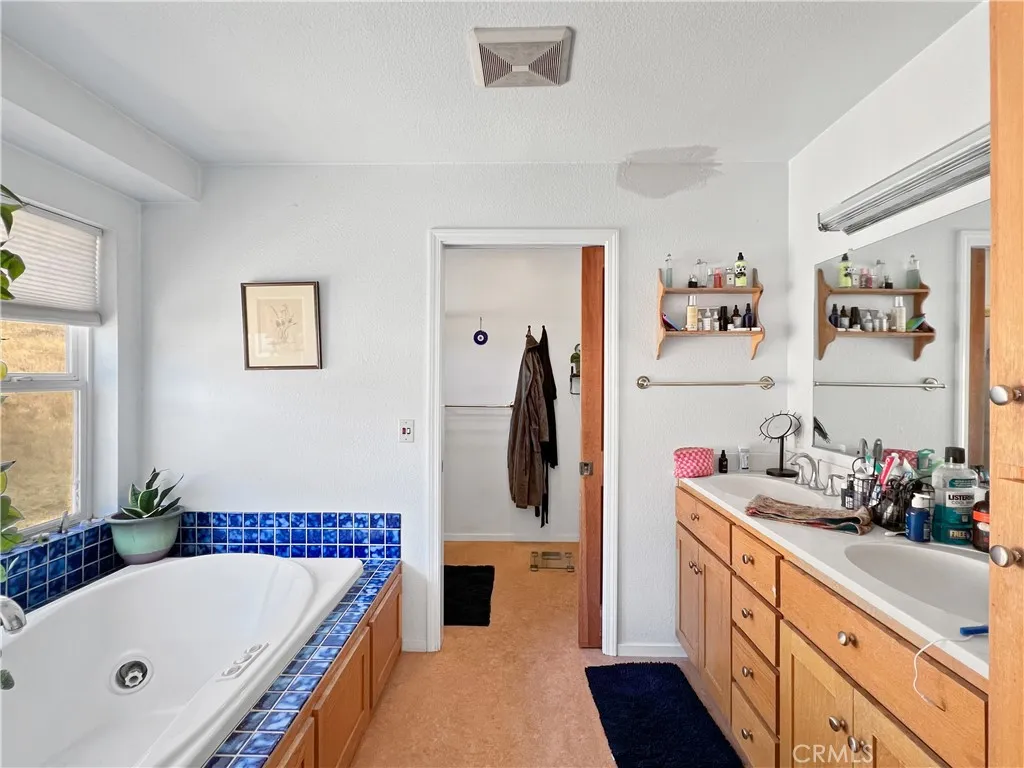 Additional image 21 of 8800 Cave Creek Road, Redwood Valley, CA 95470