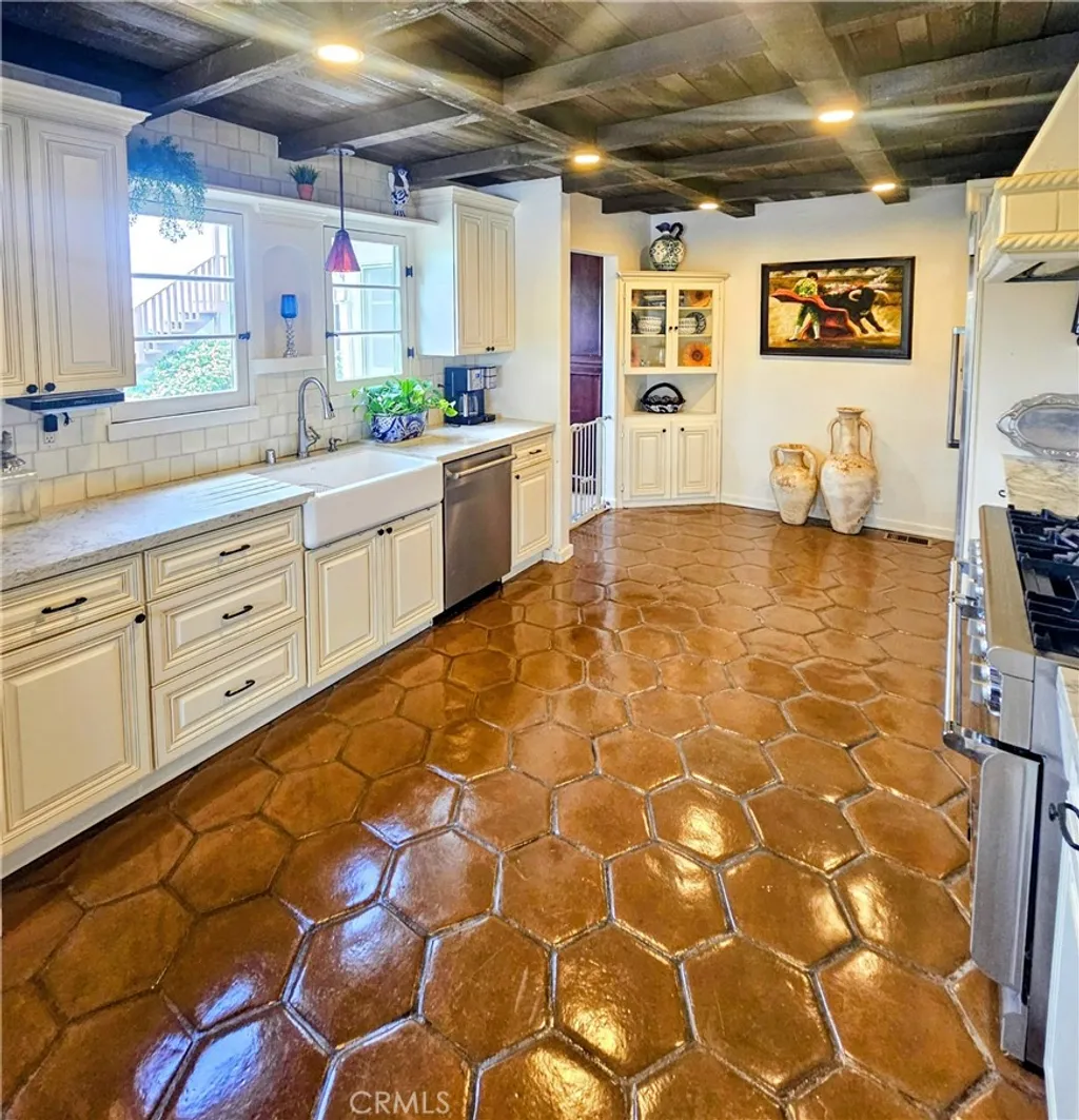 Additional image 8 of 1005 W Roses Rd, San Gabriel, CA 91775