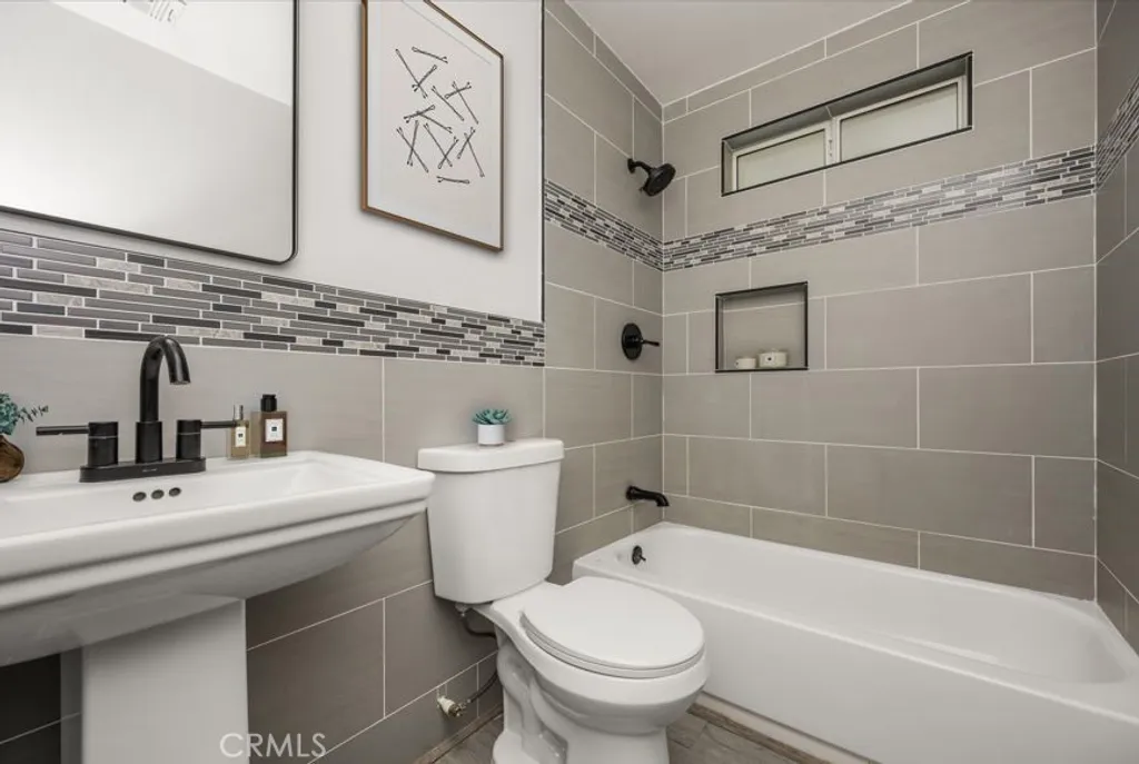 Additional image 15 of 18621 E Petunia Street, Azusa, CA 91702