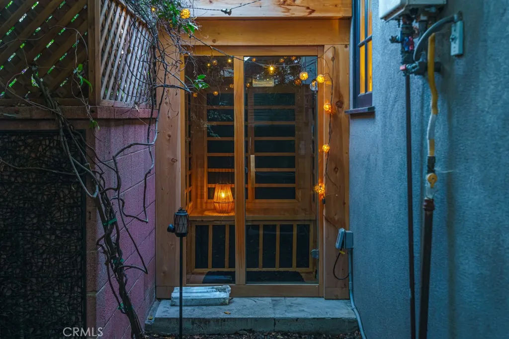 Additional image 9 of 704 Valita St, Venice, CA 90291