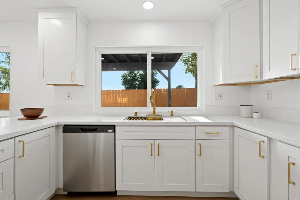 Additional image 15 of 2858 Lehigh Court, Oceanside, CA 92056