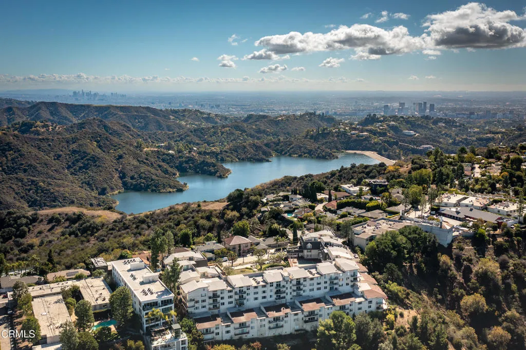 Additional image 96 of 2385 Roscomare Road Unit F8, Bel Air, CA 90077