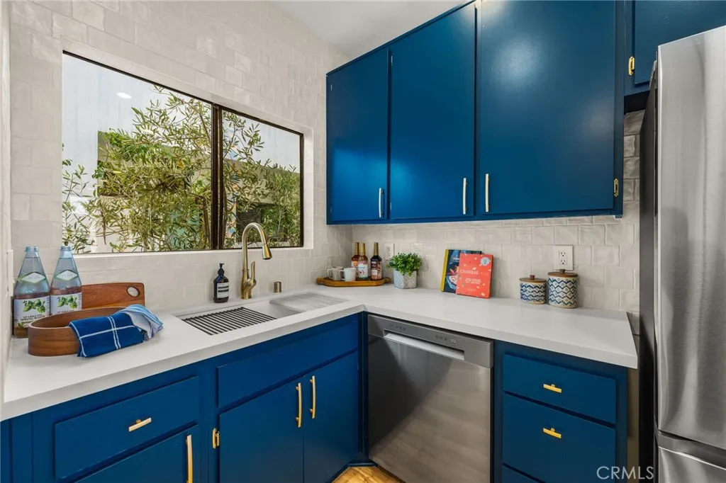 Additional image 5 of 2500 Abbot Kinney Unit 10, Venice, CA 90291