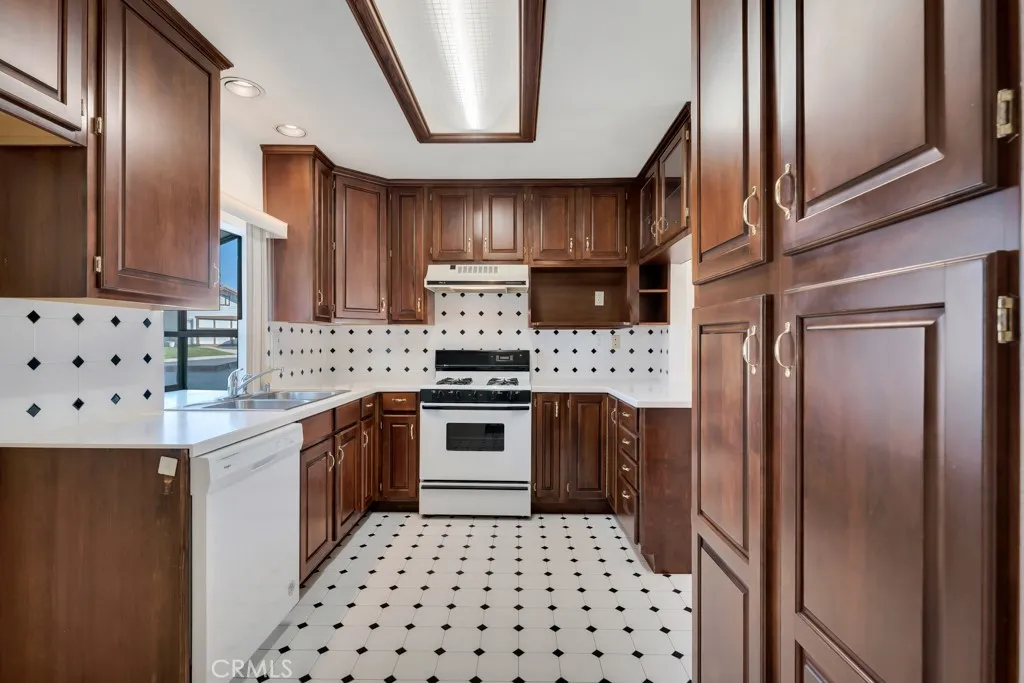 Additional image 7 of 1440 fox run, Corona, CA 92882