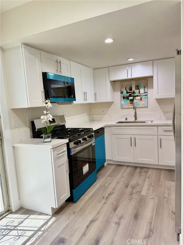 Additional image 21 of 810 W Compton Blvd Unit 7, Compton, CA 90220