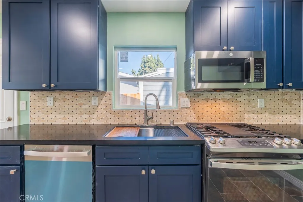 Additional image 41 of 1680 S Rimpau Boulevard, Los Angeles, CA 90019