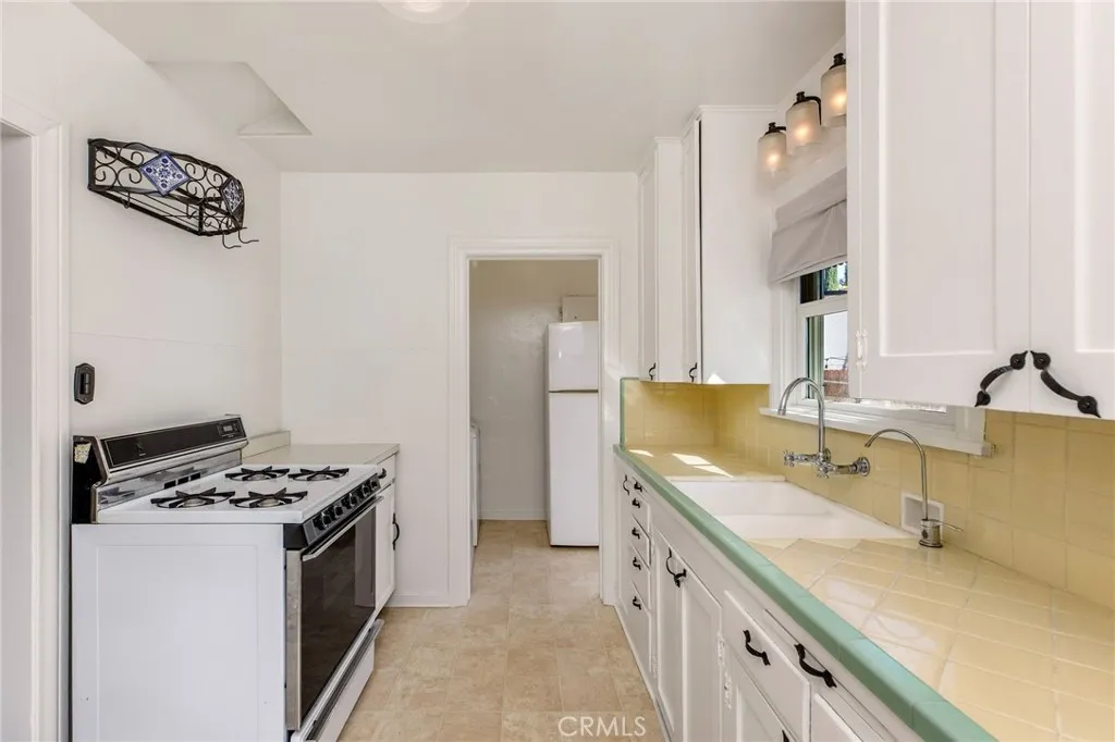 Additional image 47 of 1323 5th Street, Glendale, CA 91201