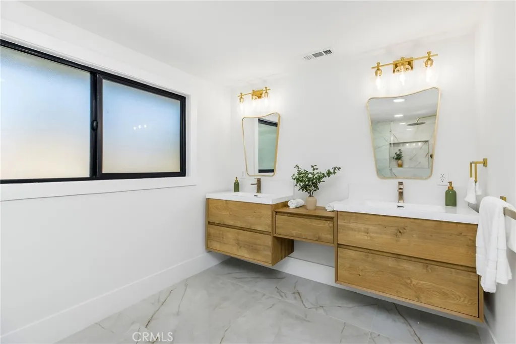 Additional image 62 of 17601 McCormick Street, Encino, CA 91316