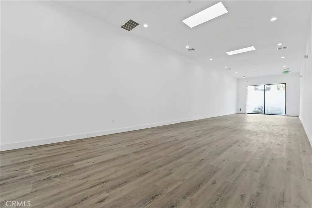 Additional image 6 of 5310 Laurel Canyon, Valley Village, CA 91607