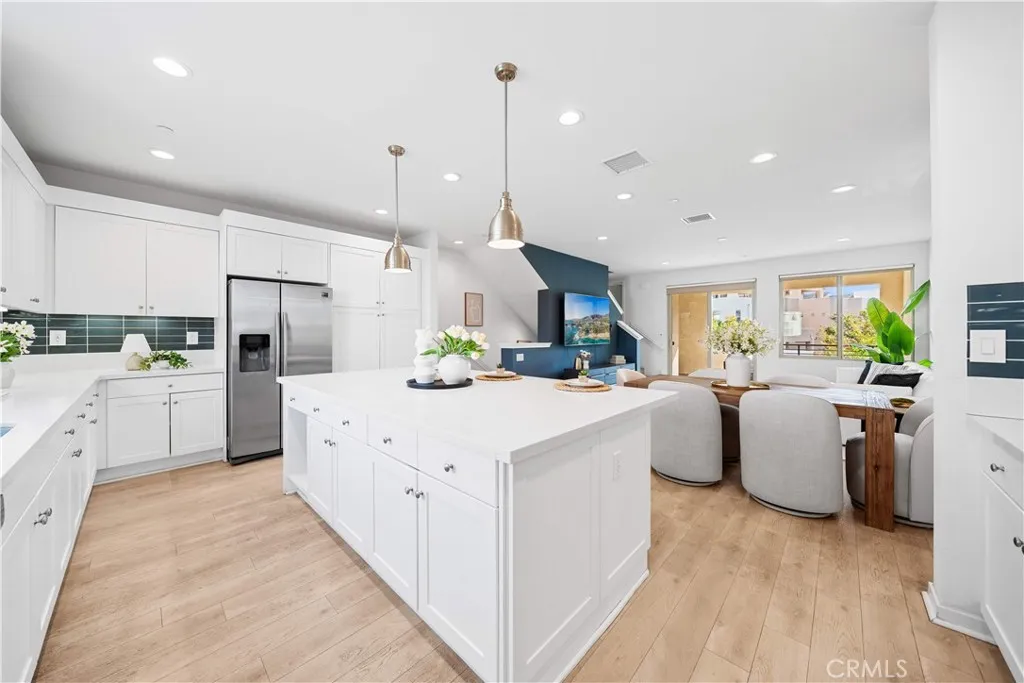 Additional image 60 of 115 Episode, Irvine, CA 92618