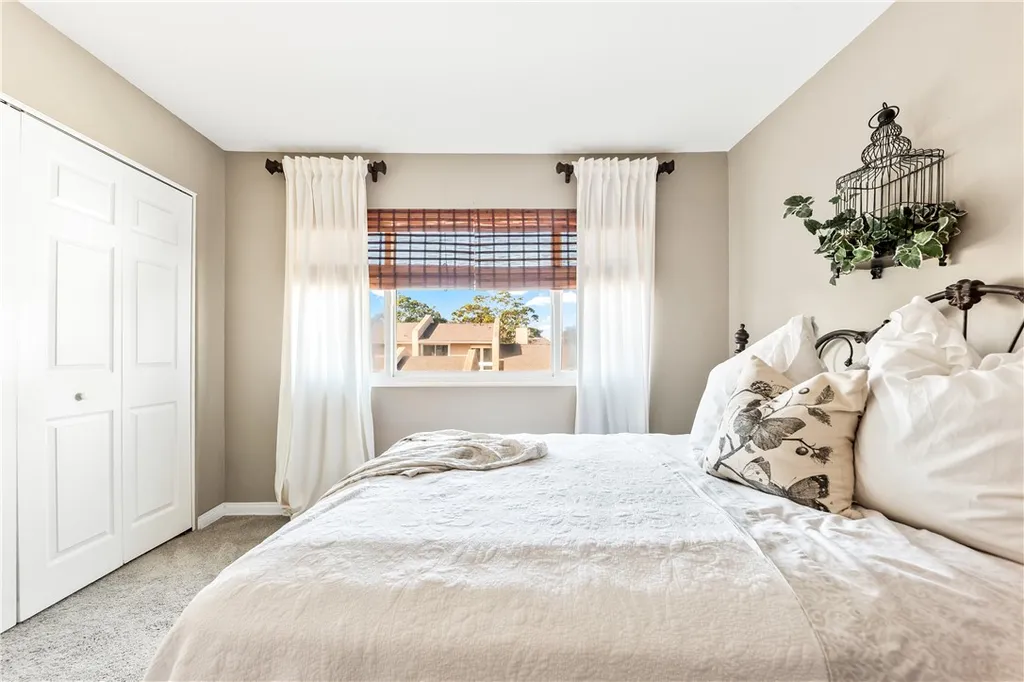 Additional image 41 of 18576 Vallarta Dr, Huntington Beach, CA 92646