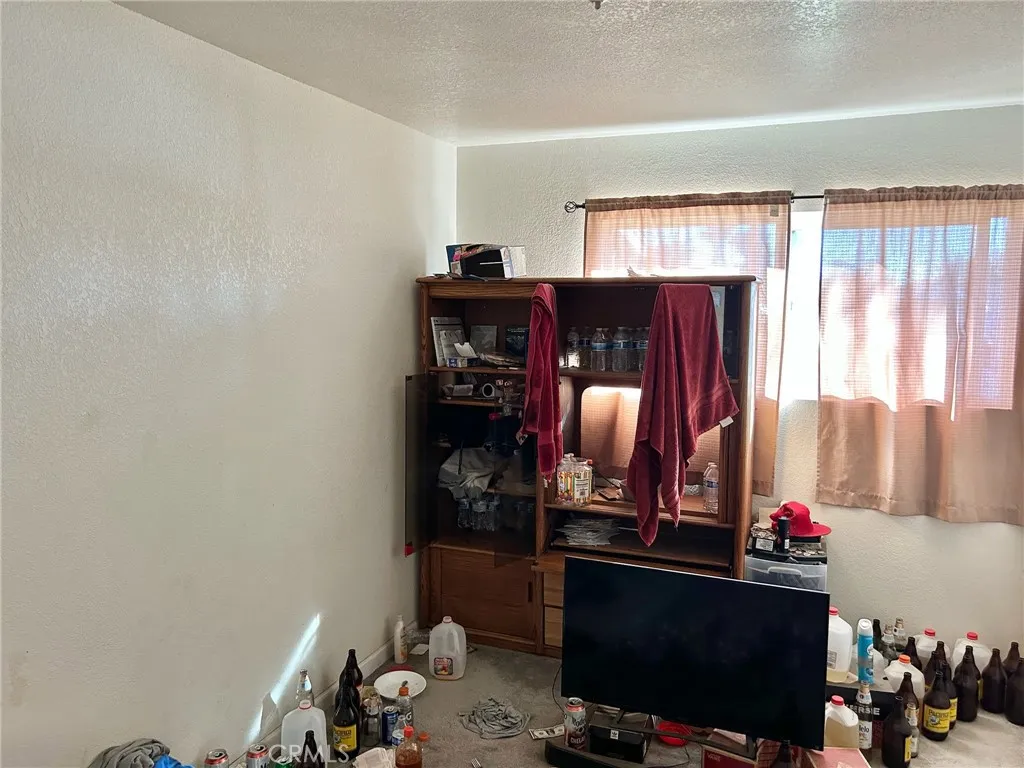 Additional image 8 of 1011 W Harding Avenue, Santa Maria, CA 93458