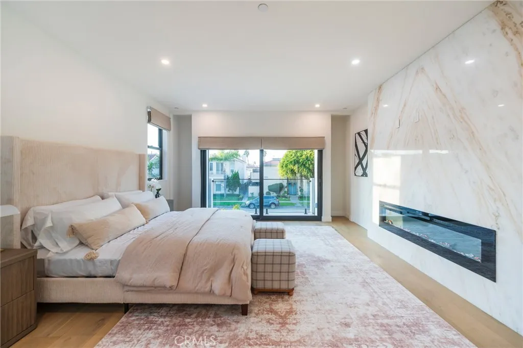 Additional image 31 of 422 20th Street, Huntington Beach, CA 92648