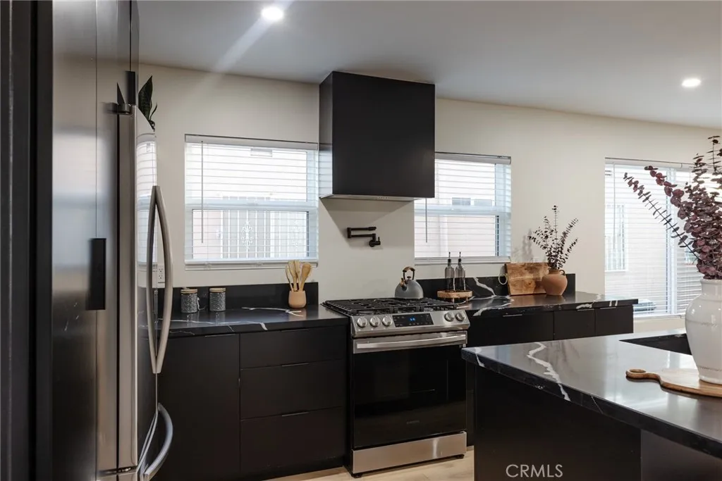 Additional image 34 of 6418 3rd Avenue, Los Angeles, CA 90043