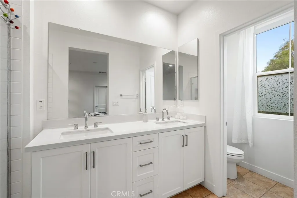 Additional image 69 of 1740 Heywood St #B, Simi Valley, CA 93065