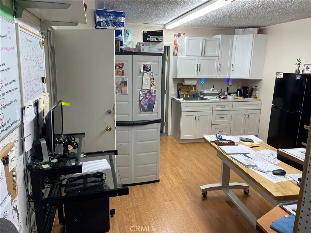 Additional image 27 of 1852 W 17th St, Santa Ana, CA 92706