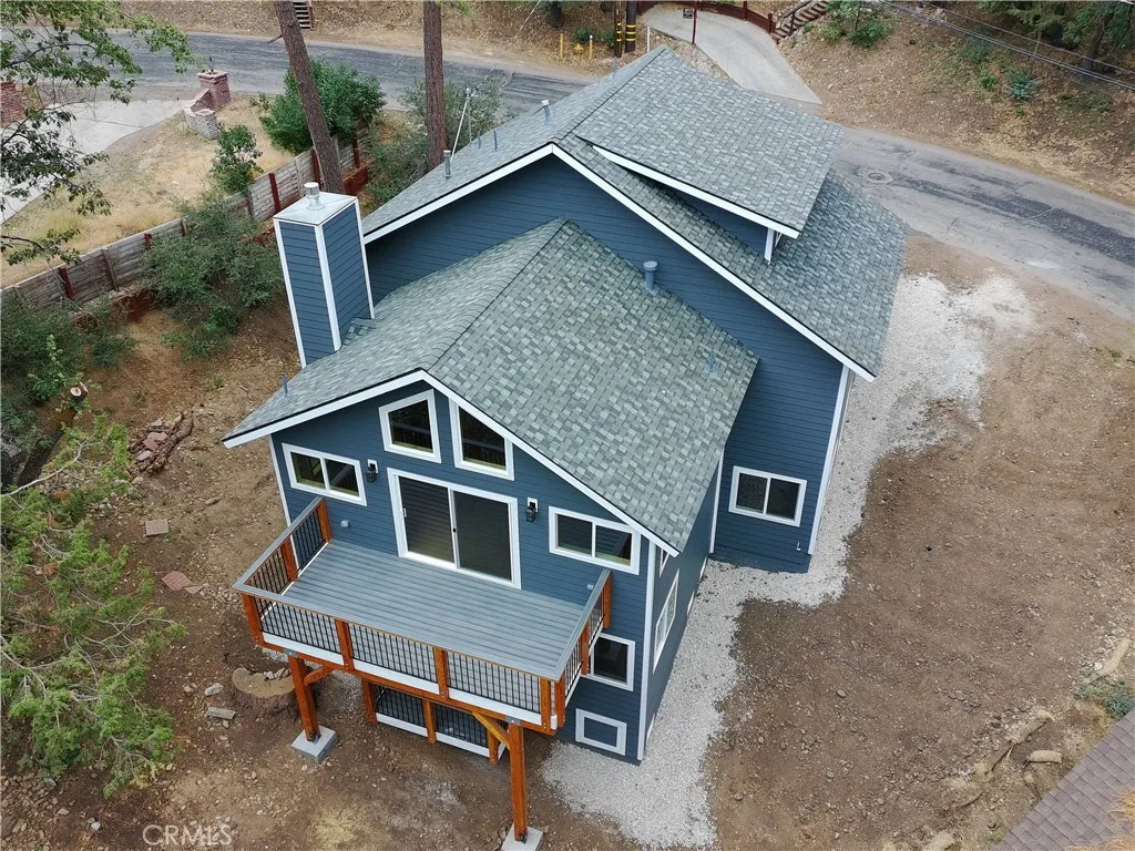 Additional image 3 of 810 Villa Grove Avenue, Big Bear City, CA 92314
