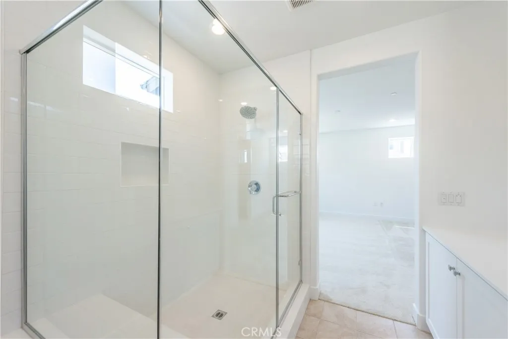 Additional image 16 of 363 Proctor, Irvine, CA 92618