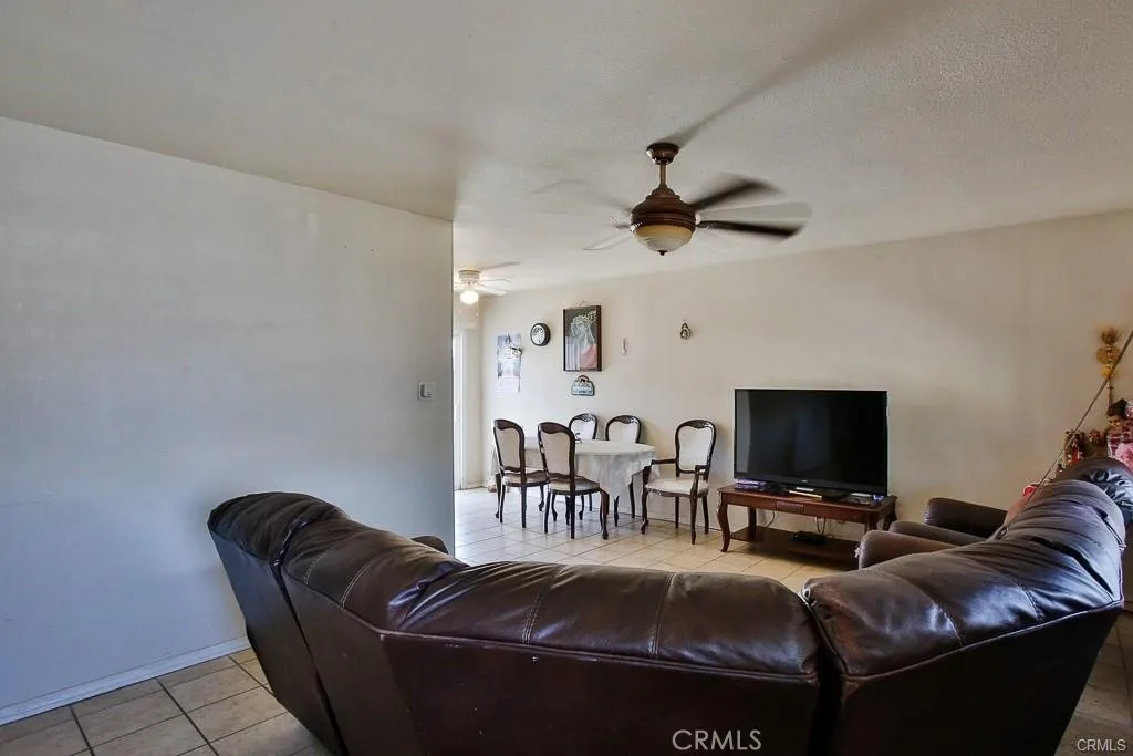 Additional image 35 of 2302 W La Verne Avenue, Santa Ana, CA 92704