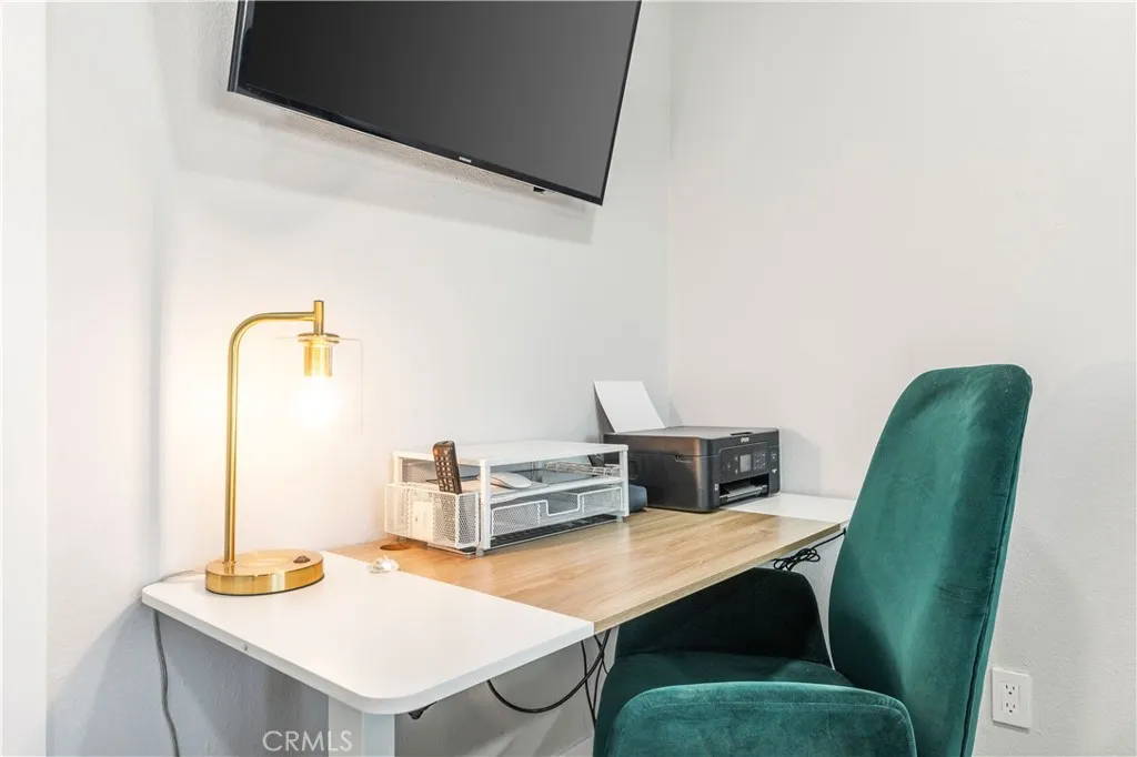 Additional image 40 of 430 E Spruce Ave Unit 65, Inglewood, CA 90301