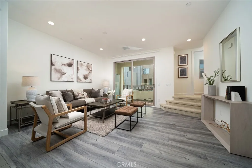 Additional image 7 of 217 Magnet, Irvine, CA 92618