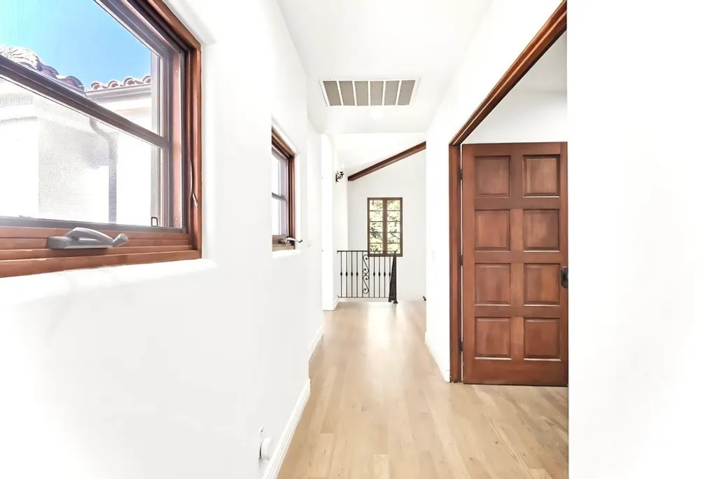 Additional image 45 of 1805 Outpost Drive, Los Angeles, CA 90068