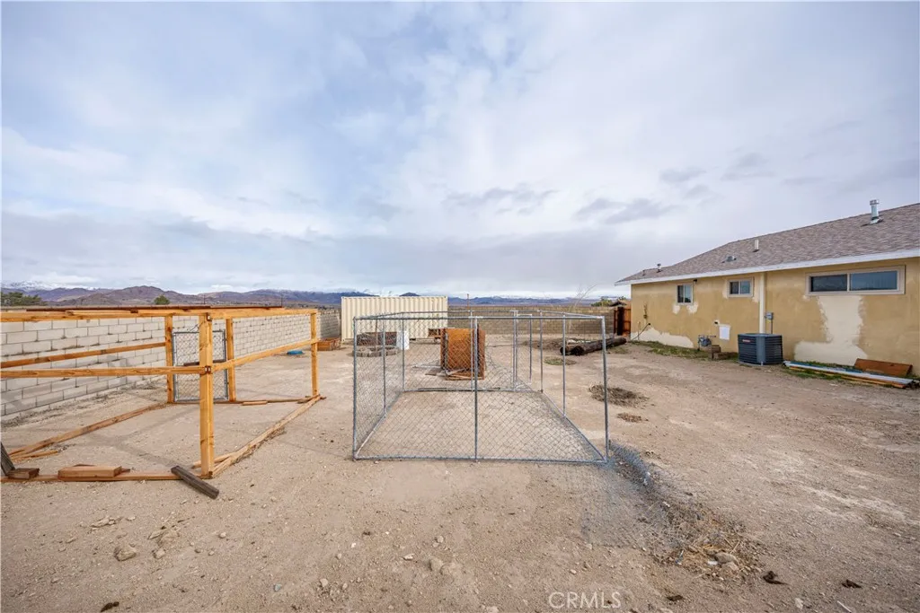 Additional image 102 of 9404 Mesa Rd, Lucerne Valley, CA 92356