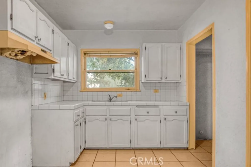 Additional image 9 of 14153 Tiara Street, Van Nuys, CA 91401