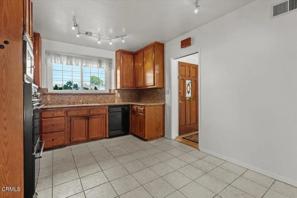 Additional image 21 of 18746 Plummer Street, Northridge, CA 91324