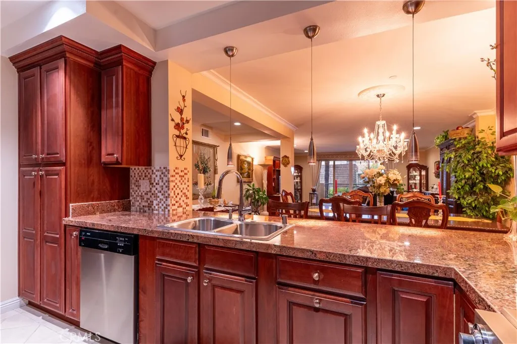 Additional image 37 of 4533 Vista Del Monte Avenue Unit 201, Sherman Oaks, CA 91403