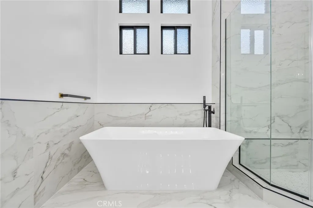 Additional image 65 of 110 S Irena Avenue Unit A, Redondo Beach, CA 90277