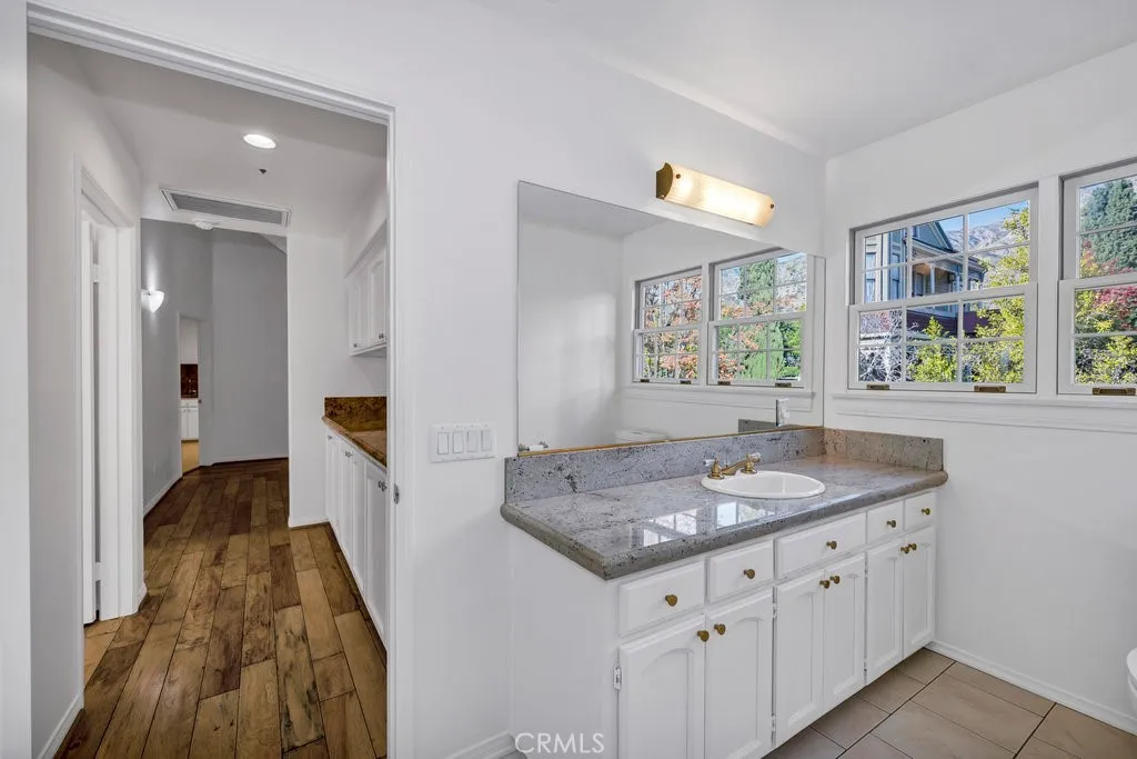 Additional image 99 of 217 N Lima St, Sierra Madre, CA 91024