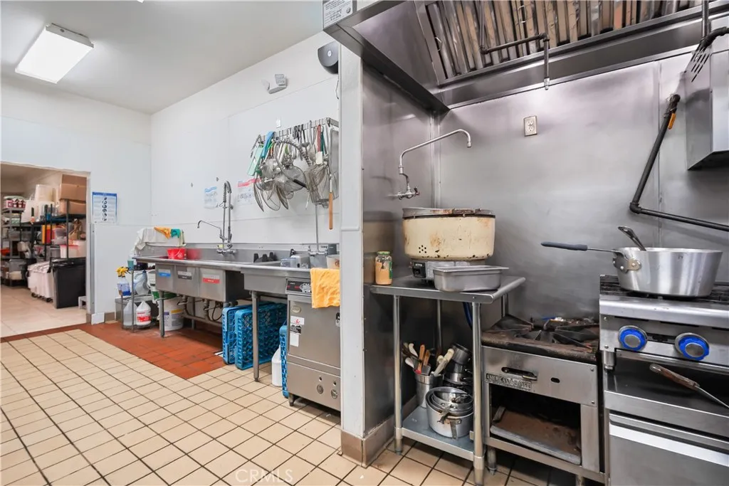 Additional image 41 of 13076 Glenoaks, Sylmar, CA 91342