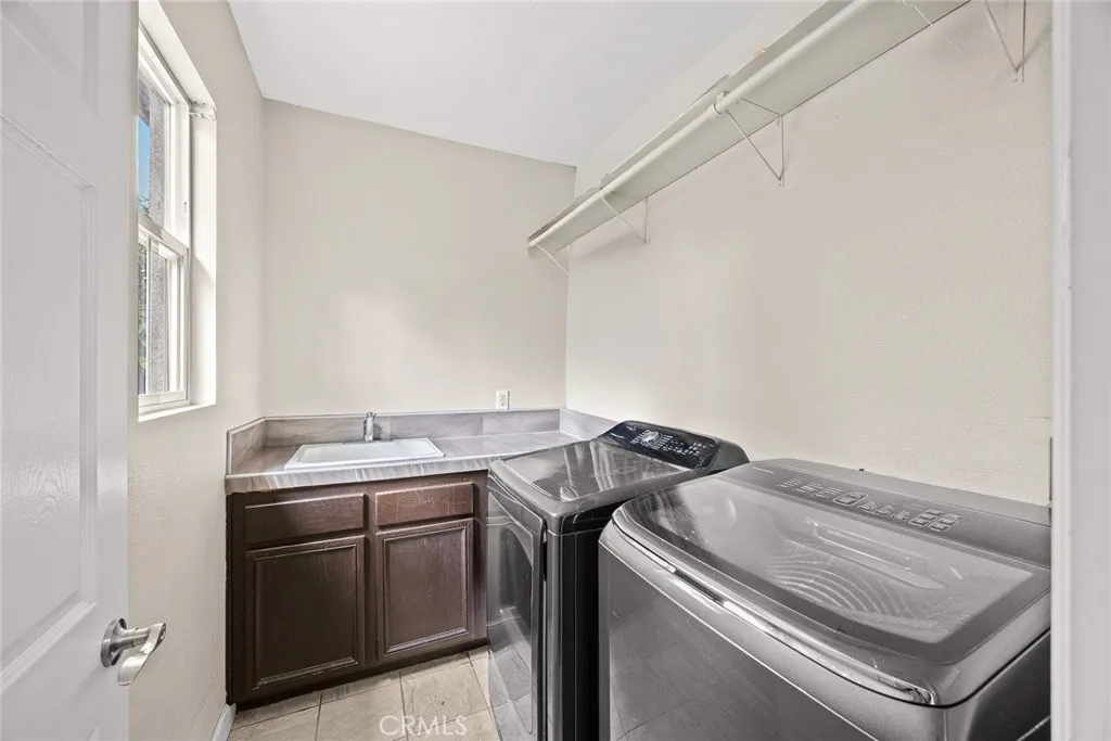 Additional image 37 of 125 E Saint Andrews St, Ontario, CA 91761