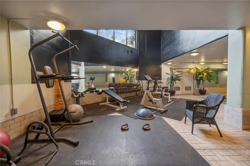 Additional image 57 of 750 S Bundy Dr Unit 108, Los Angeles, CA 90049