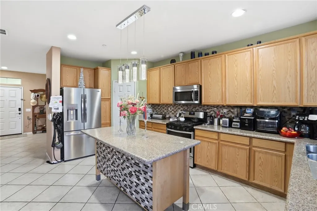 Additional image 8 of 7441 Sultana Ave, Fontana, CA 92336