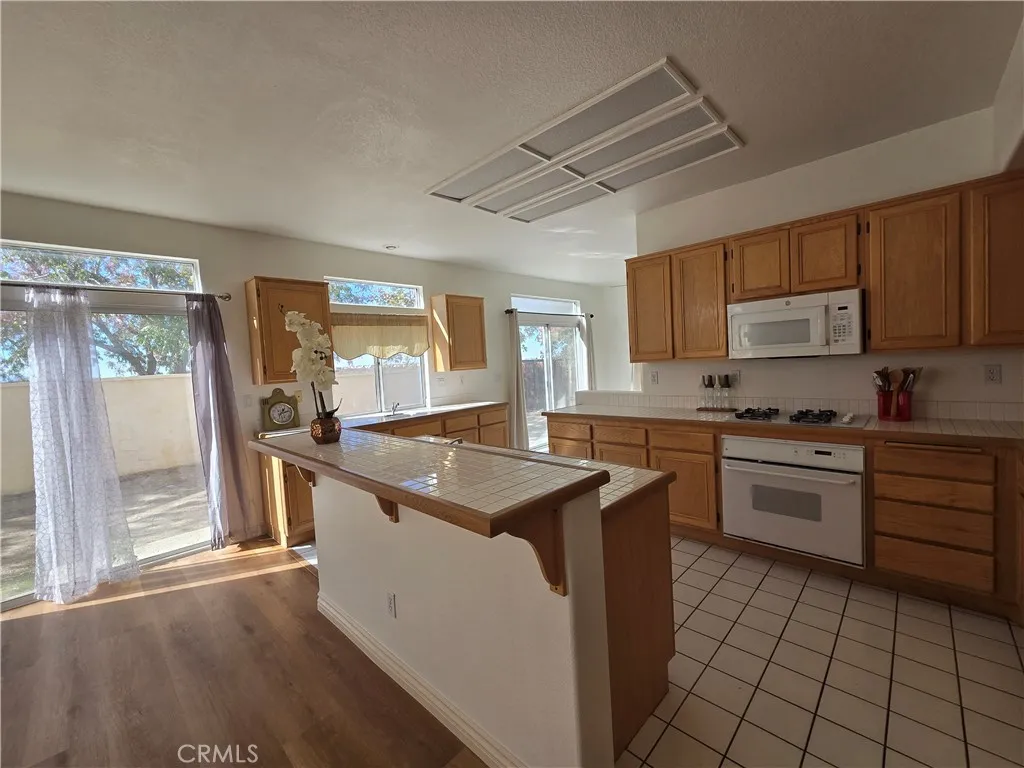 Additional image 14 of 12334 Navajo Ln, Victorville, CA 92392