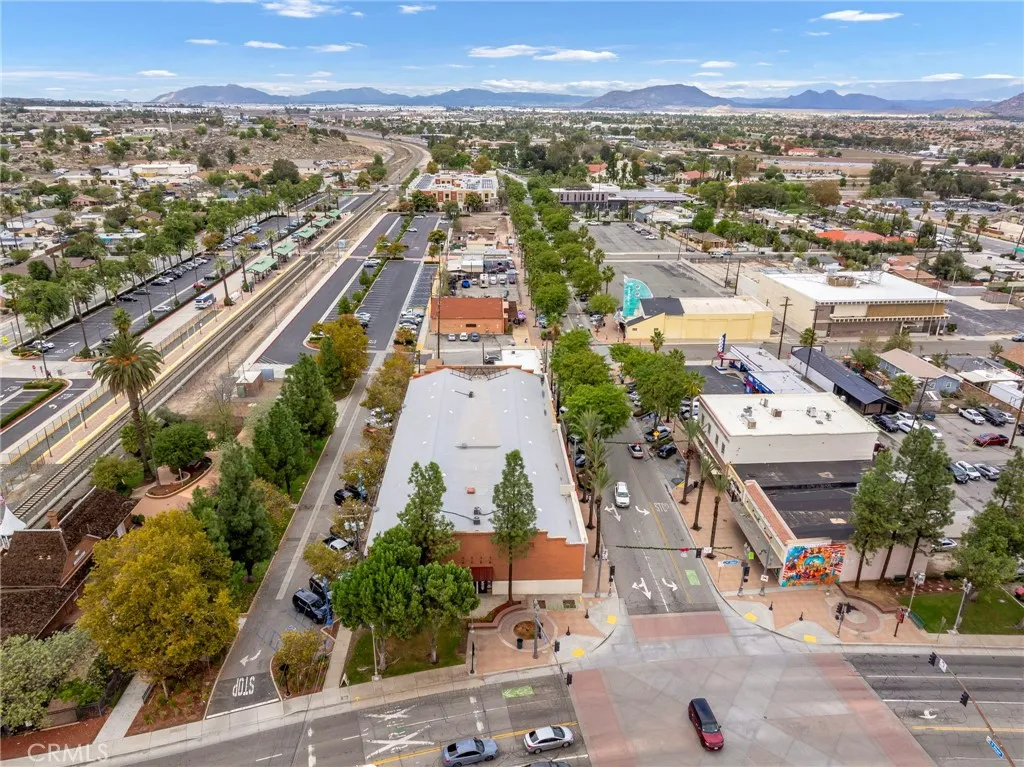 Additional image 37 of 318 S D St, Perris, CA 92570