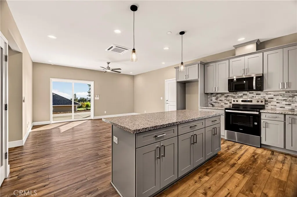 Additional image 18 of 746 Spring Ln, Paradise, CA 95969