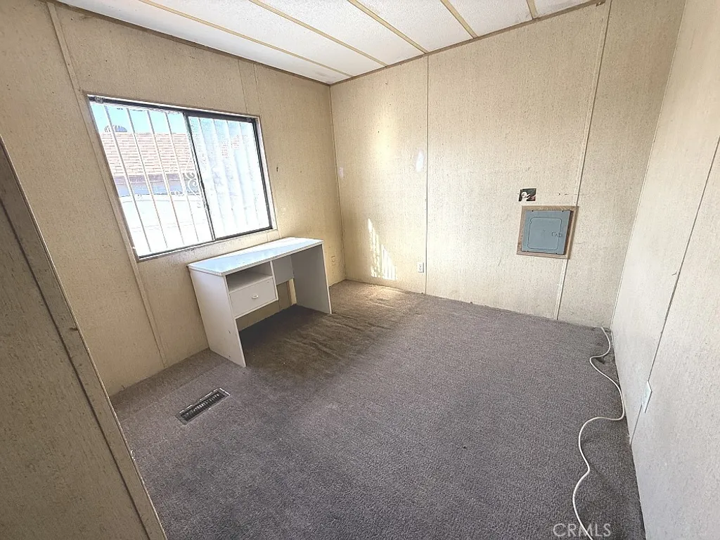 Additional image 6 of 13713 S Vermont Avenue Unit 15, Gardena, CA 90247